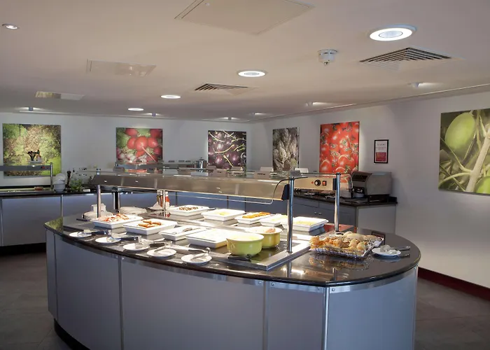 Doubletree By Hilton London Heathrow Airport Hotel